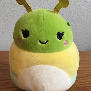 Squishmallows bee